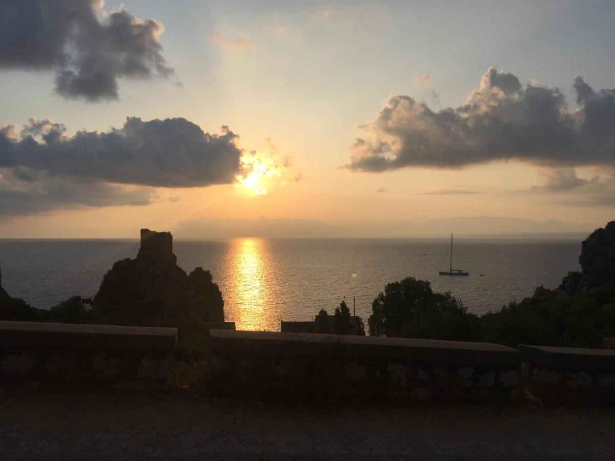 Villa Valmar Scopello Кастеламаре дел Голфо Екстериор снимка